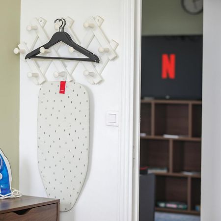 Charmant Appartement Dans Le Centre Ville, A 2 Minutes Du Palais 콩피에뉴 외부 사진